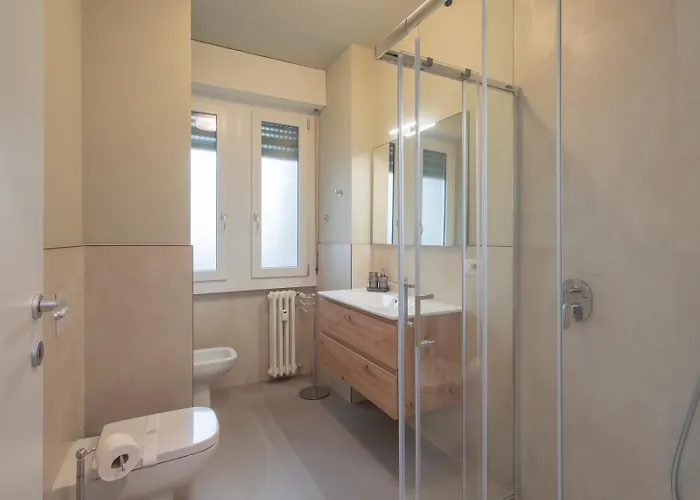 Апартаменты Spacious 2bdr With Balcony Arco-sempione Area, By Rentopolis Милан