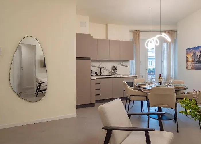 Spacious 2bdr With Balcony Arco-sempione Area, By Rentopolis Милан