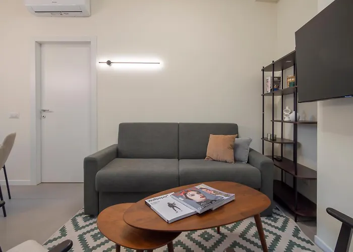 Апартаменты Spacious 2bdr With Balcony Arco-sempione Area, By Rentopolis