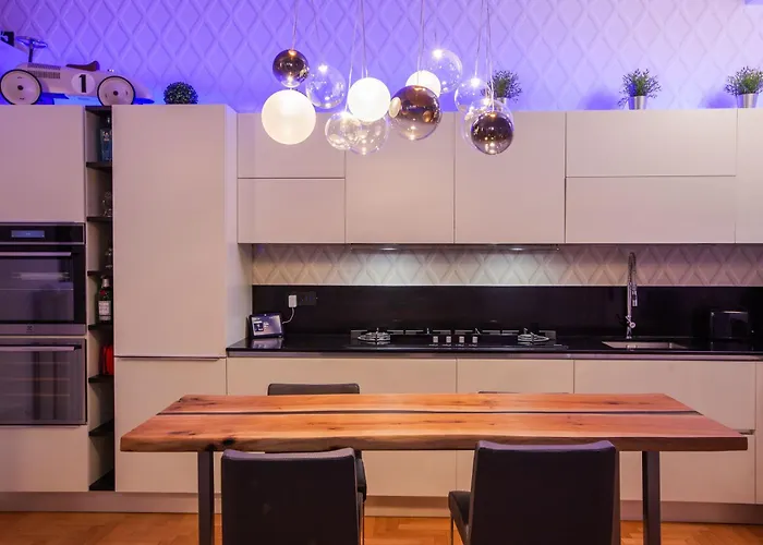 Boutique Con Cortile-design&fashion District Apartman