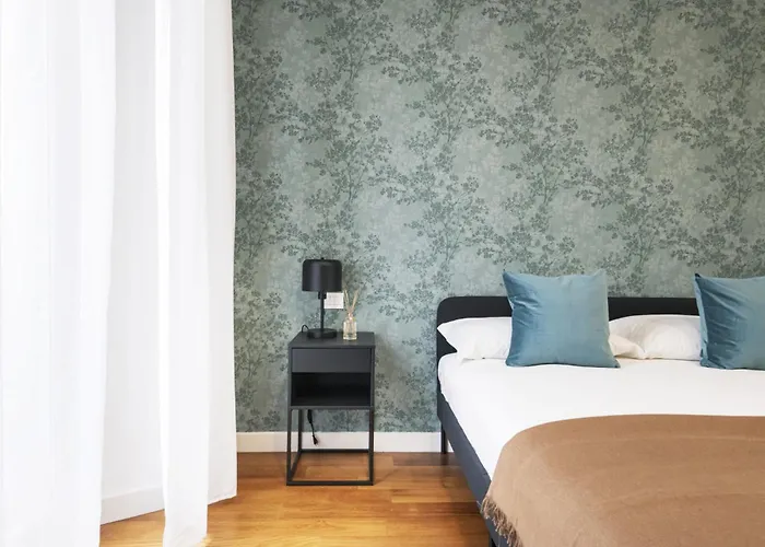 Easylife - - D'este 45 - Porta Romana Milano