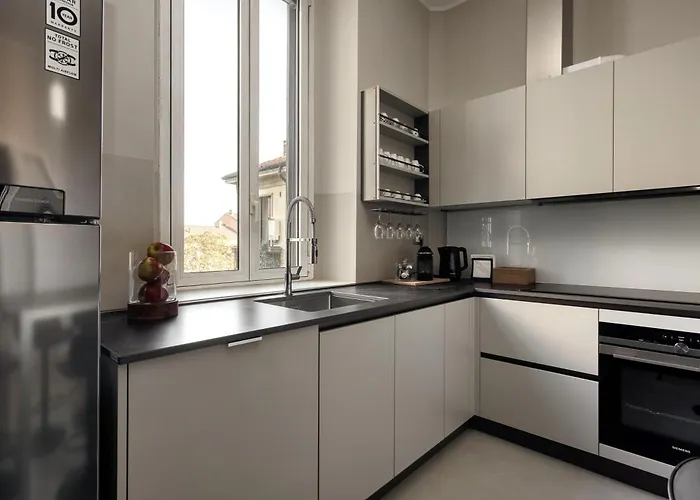 Appartamento Navigli, 90 Square Meters, Free Parking Ripa Ticinese