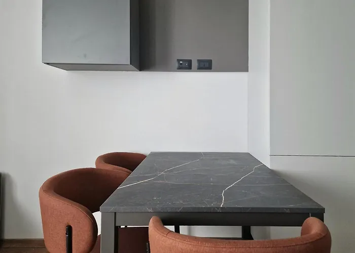 Apartment Luxury - Arnaboldi 4 *