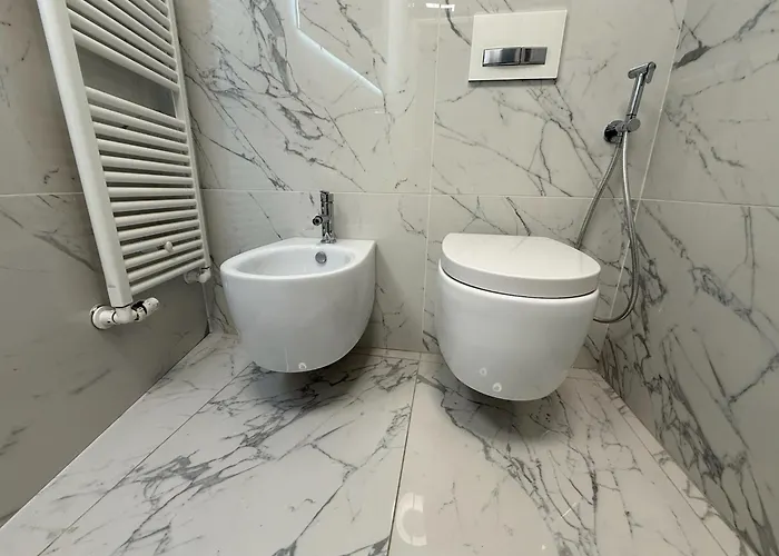Apartmán Sunny Design Penthouse 2br 2ba 8 Min To Duomo *