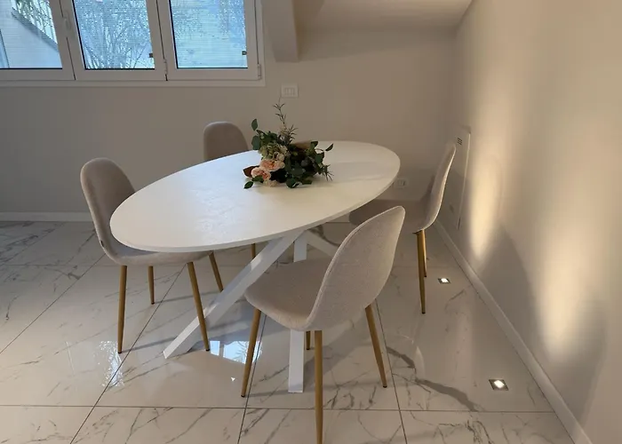 Sunny Design Penthouse 2br 2ba 8 Min To Duomo Apartmán *