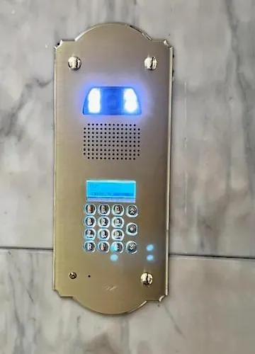 Bilocale Di Design A 100M Dalla Stazione Centrale Appartement