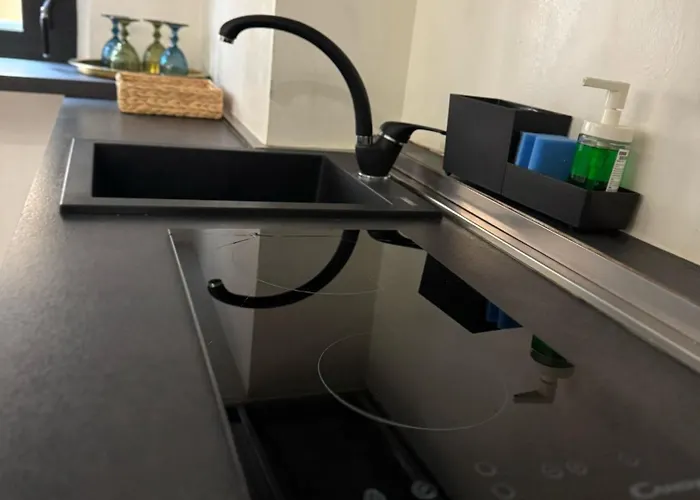 Sky 2 アパート *