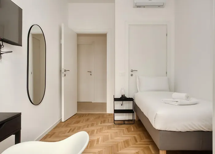 Appartement Joivy Beautiful And Modern With 2 Balconies Milan