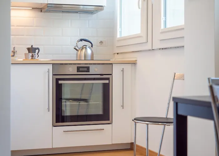 Duomo Line - Cozy, Modern Designed Flat * מילאנו