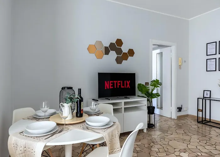 8 Min Dalla Metro Casa Elegante Con Netflix E Wifi 아파트 밀라노