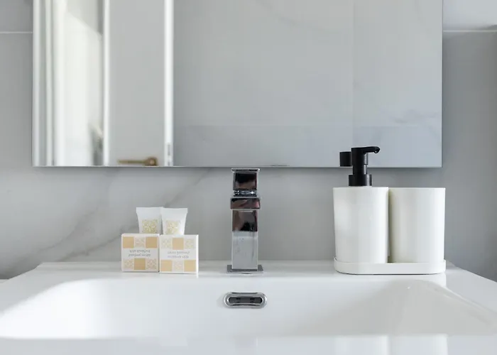 아파트 8 Min Dalla Metro Casa Elegante Con Netflix E Wifi 밀라노