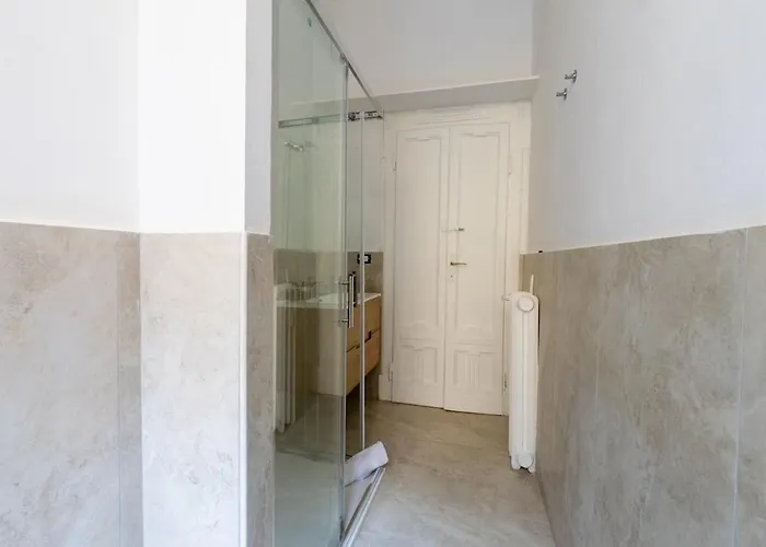 Host4u - Stradivari In Corso Buenos Aires شقة