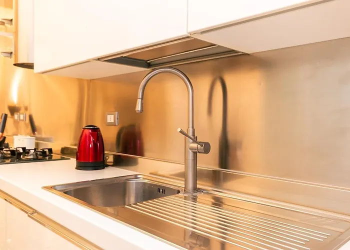 Chic Elegante Rifugio A Due Passi Dalla M4 Appartamento