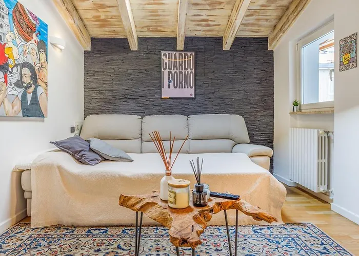 Unconventional Near Linate - Supreme Meme Loft Apartmán *