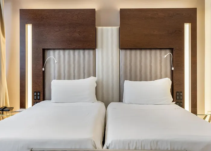 Art Navigli Отель 4*
