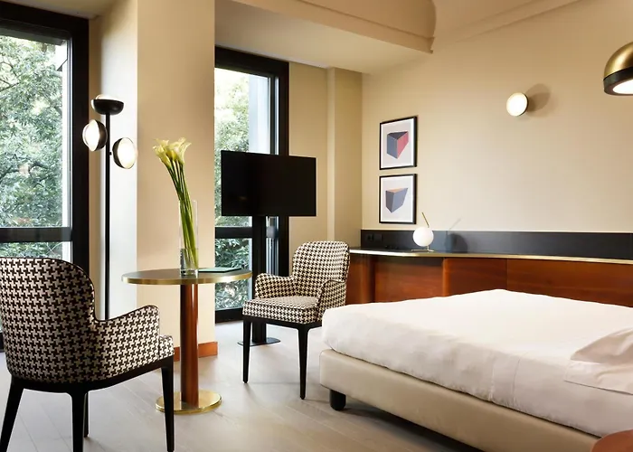 Hotel Cusani 4*