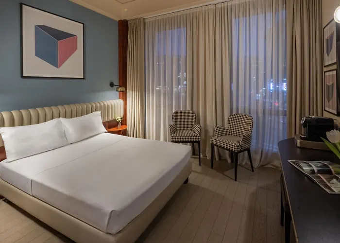 Cusani Hotel 4*
