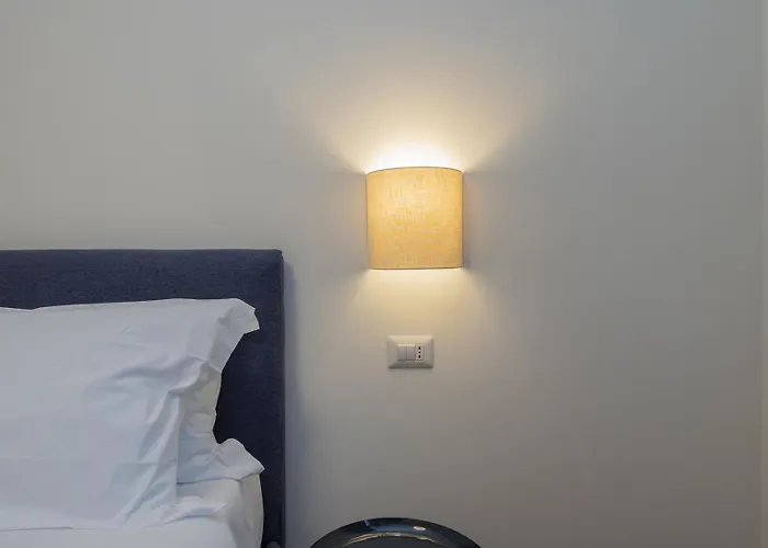 Spacious 2bdr With Balcony Arco-sempione Area, By Rentopolis *