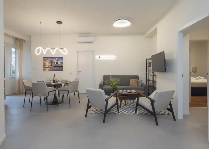 Апартаменты Spacious 2bdr With Balcony Arco-sempione Area, By Rentopolis