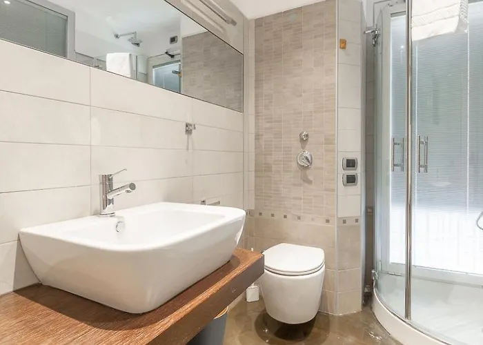 Apartment Via Cerva 7 Milan