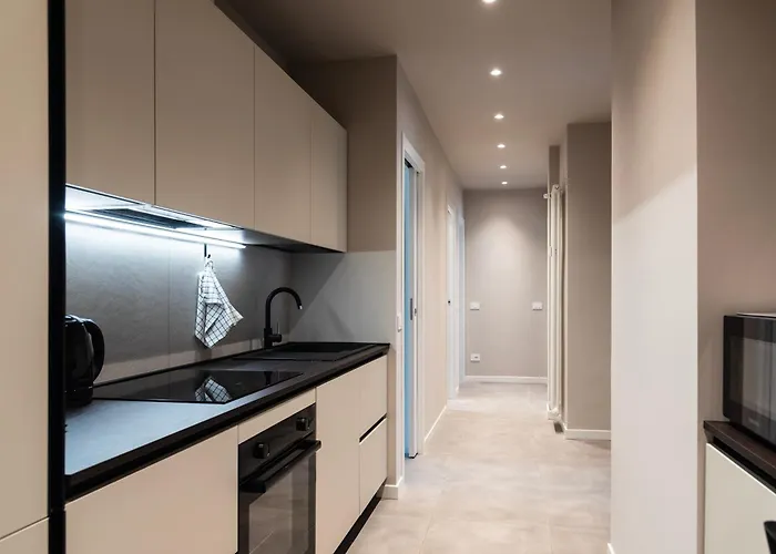 Youhosty - 3 Bedroom Citta Studi Milan