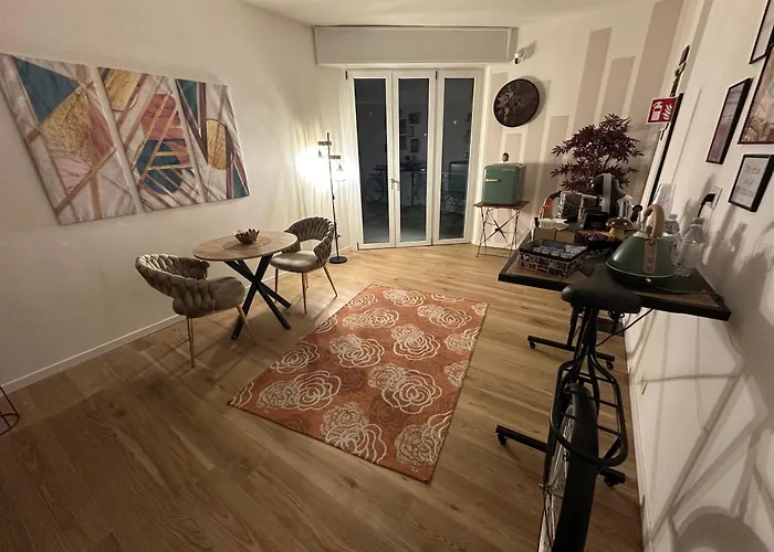 Brera A 500 Mt Da San Siro 3* מילאנו
