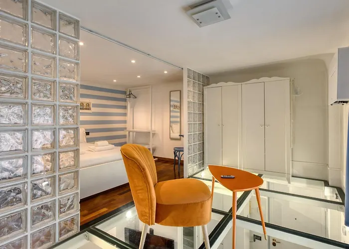 Apartment Just Urban - Stylish Loft In - Duomo 4 Min M1