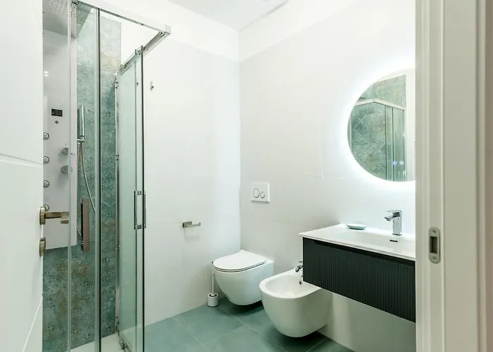 Comfort & Design Minutes Away From The Centre Milano