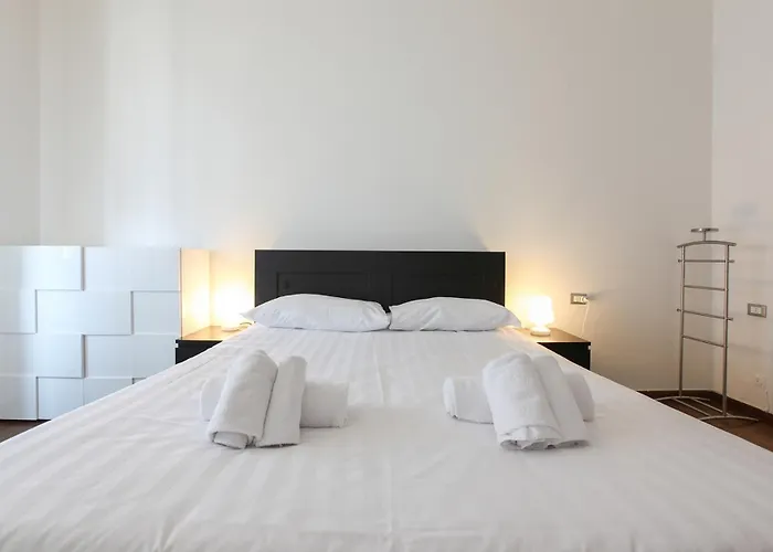 Апартаменты Elegante E Ampio In Zona Moscova *