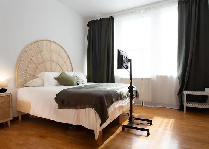 Columpio Isola Rooms&apartment * Milano