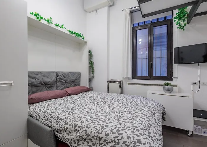 Piccolo Loft Nella Grande Milánó