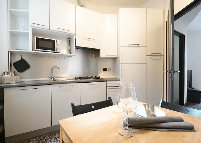 Contempora - Interior 900 - 4th Floor - Duomo - Missori Apartment