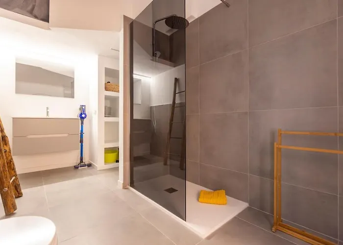 15th-century Apt, City-mxp Train Appartement *