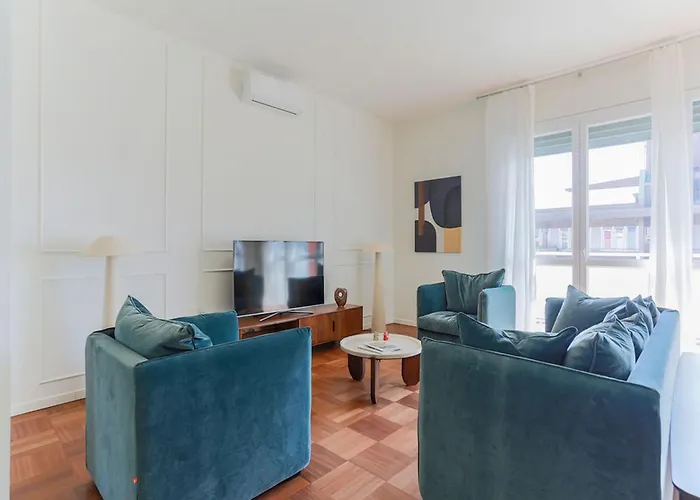 The Rent - Wonderful Multi-bedroom With Terrace In The Area Of Colonne Di San Lorenzo * Milaan