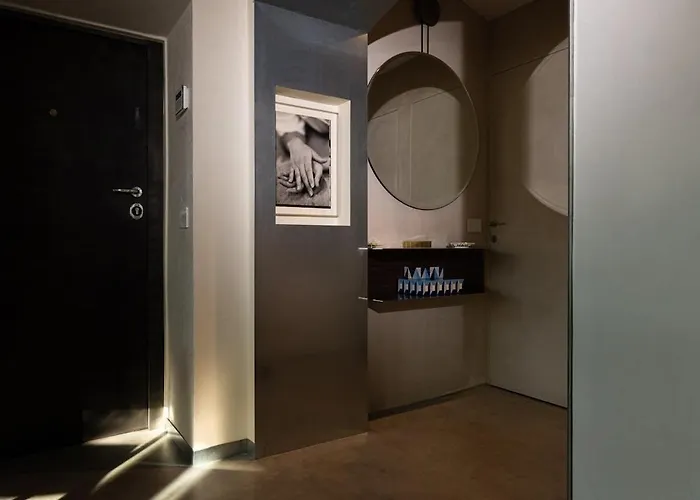 Moscova Elegance And Modern Design With Rooftop