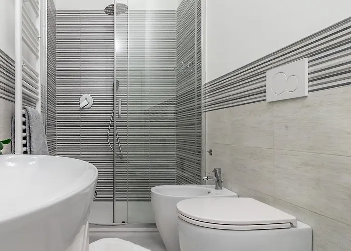 아파트 Design Penthouse In Porta Venezia *