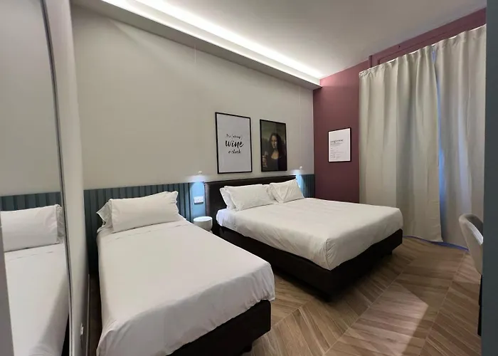 לינה וארוחת בוקר Rossovino Boutique 3*