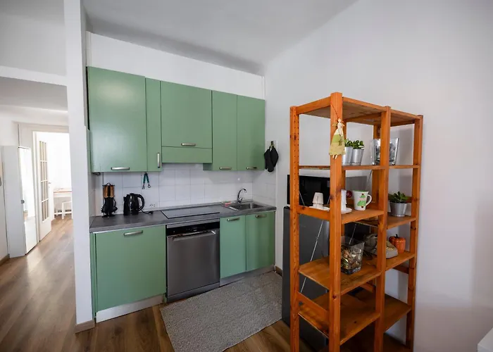 Апартаменты Splendido Bilocale In Zona Chinatown *
