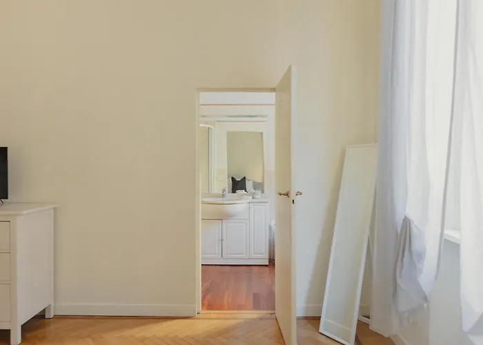 Gohost - Quiet, Bright & Stylish Flat In The Heart Of アパート