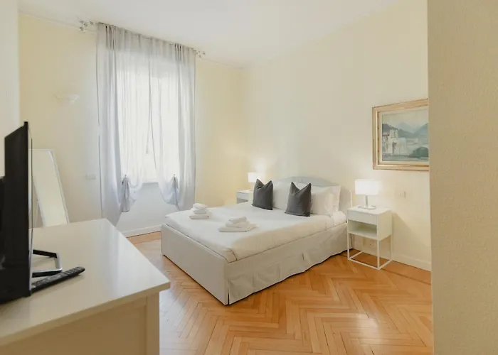 Gohost - Quiet, Bright & Stylish Flat In The Heart Of * ミラノ