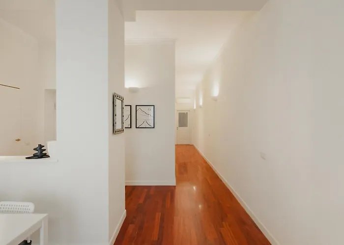 Gohost - Quiet, Bright & Stylish Flat In The Heart Of アパート ミラノ