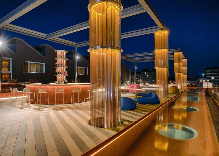 Nhow Hotel 4*
