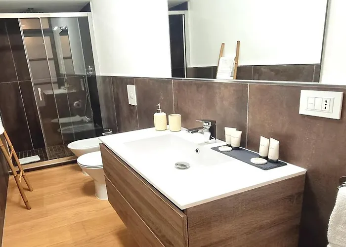 Citylife 6 Guests - Xl Living And 2 Baths Daire Milano