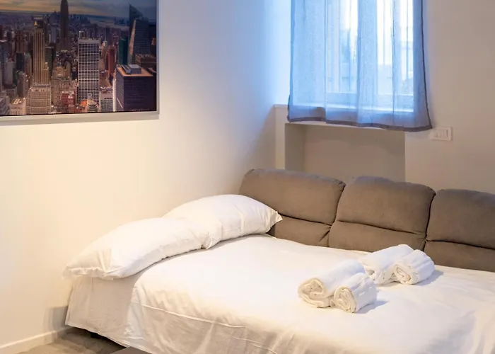 Metro M3 Duomo 10min - Design Loft ميلان