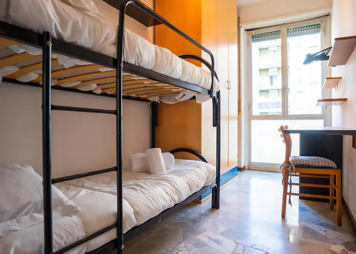 Appartement Cozy Near Bovisa - Wifi Ac Metro Milaan