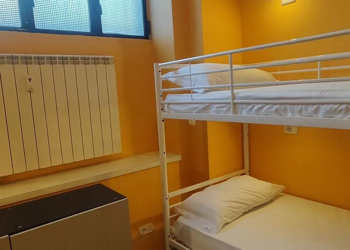 Cinhouse Albergue