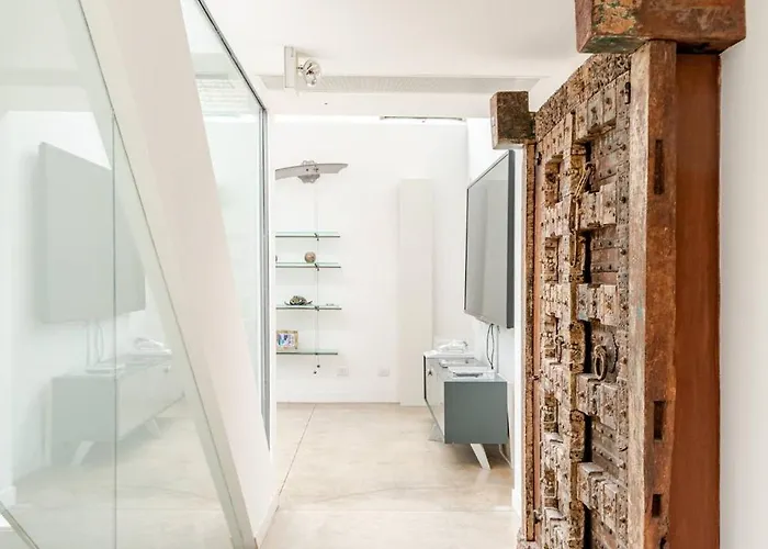 דירה Milano's Exclusive Loft, Pool &