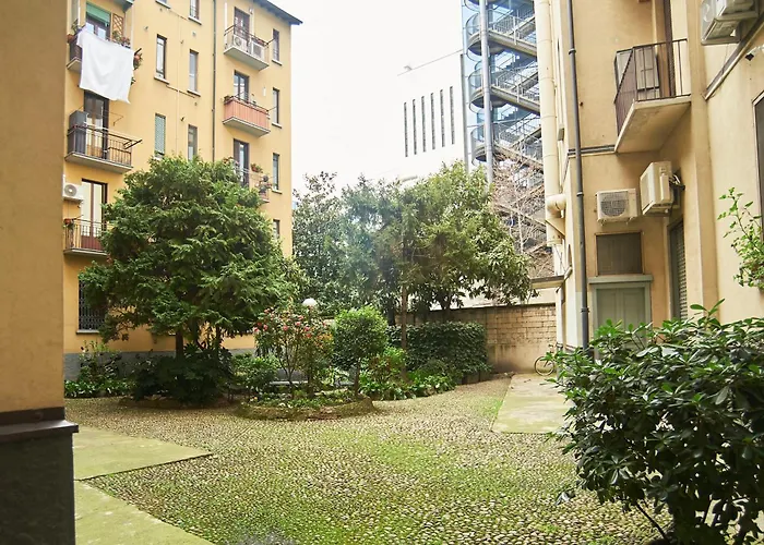 Design & Comfort A Metro A 2 Min Apartman