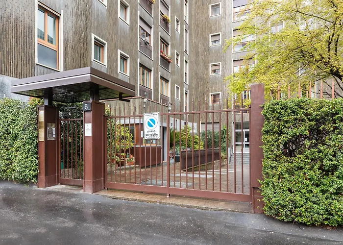 Apartmán Wonderful Three-room Just Few Minutes Away From Mm Tricolore *