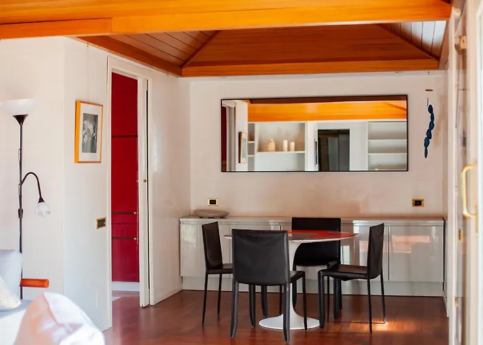 Lejlighed Penthouse With Panoramic Terrace - Design And Luxury Milano